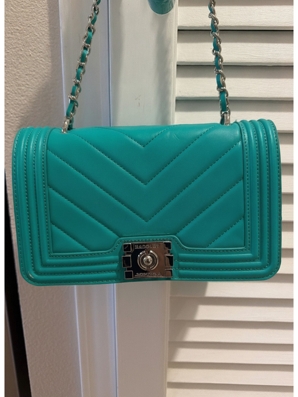 NWT Badgley Mischka Green Quilted Crossbody Purse